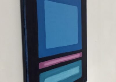 Bild BLAU - Ansicht von links an der Wand hängend