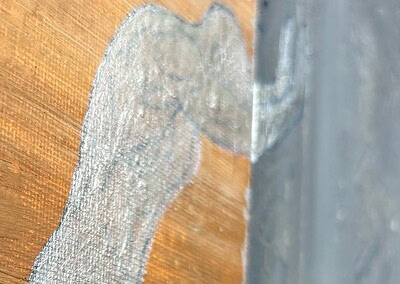 Linke Figur mit den Outlines der Skizze