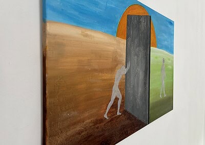 An der Wand hängend von links aufgenommen