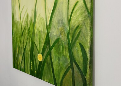 Im Licht – an der Wand hängend von rechts aufgenommen