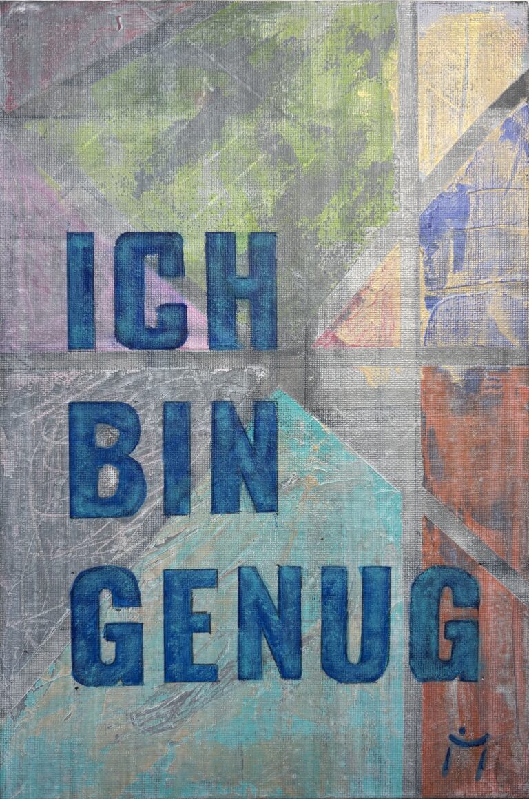 Wortbild „Ich bin genug“ mit blauen Buchstaben auf einem farbigen, abstrakten Hintergrund