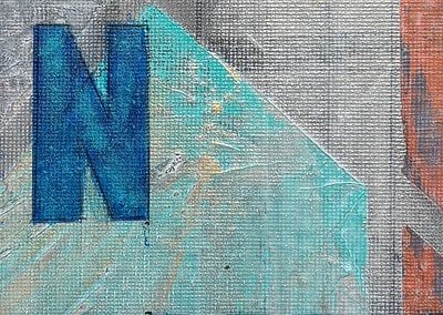 Ein "N" in Nahaufnahme